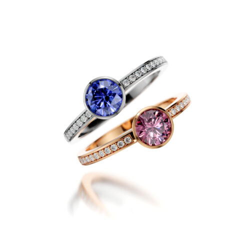 Colourful and stackable rings set with side diamonds